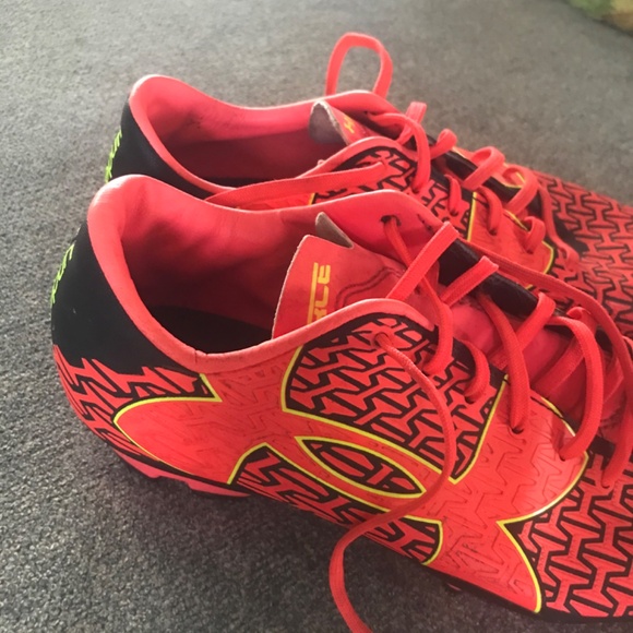 🔶5/20$!! Under Armour Neon Force Cleats - Picture 3 of 11